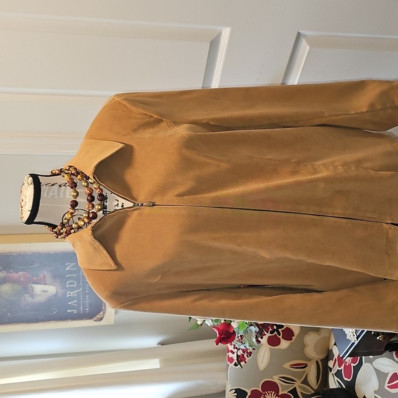 Vintage Notations Women's Tan Suede-like Jacket - Picture 5 of 16